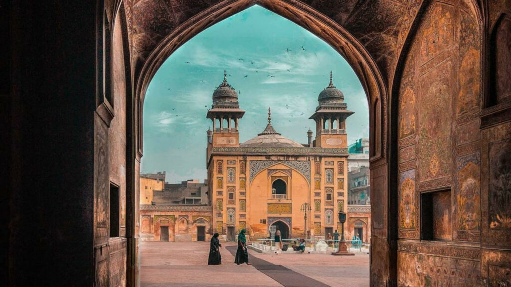 Mosques in Lahore