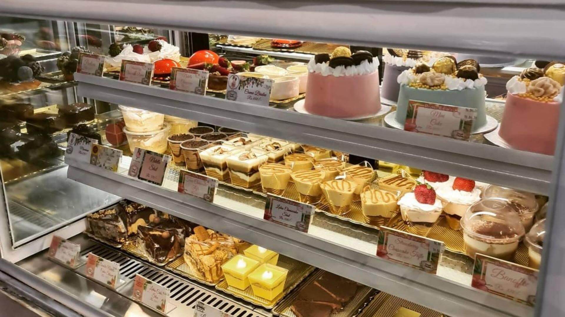 Famous Sweet Shops In Lahore