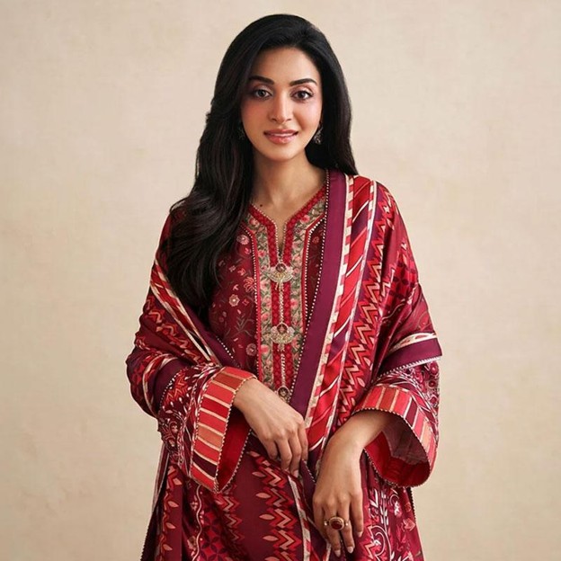 What are the latest trends in raw silk dress designs? 1 Picture1